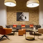 Well And Hotel