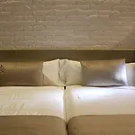 Hotel Well And
