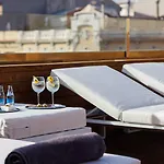 Hotel Well And