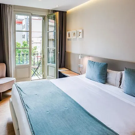 Hotel Well And Barcelona