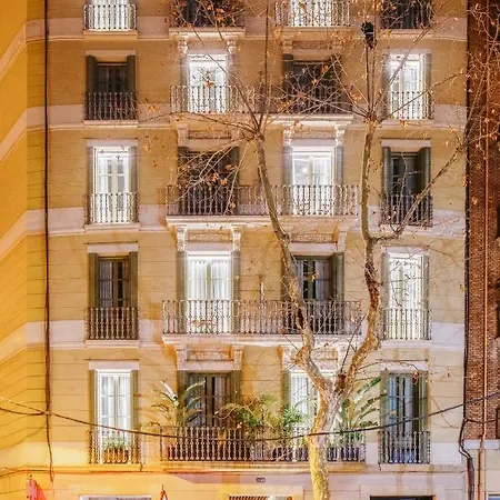 Hotel Well And Barcelona