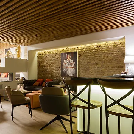 Well&come Hotel 4*